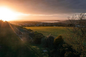Spacious Sea-View Apt. Overlooking St Ives Bay